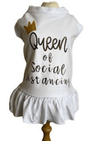 King/Queen of Social Distancing (Color: White, size: medium)